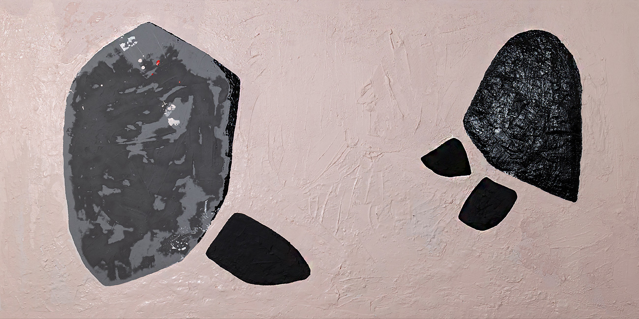 Cuore 01, pannella di Alice Tamburini fondo rosa e forme nere grige